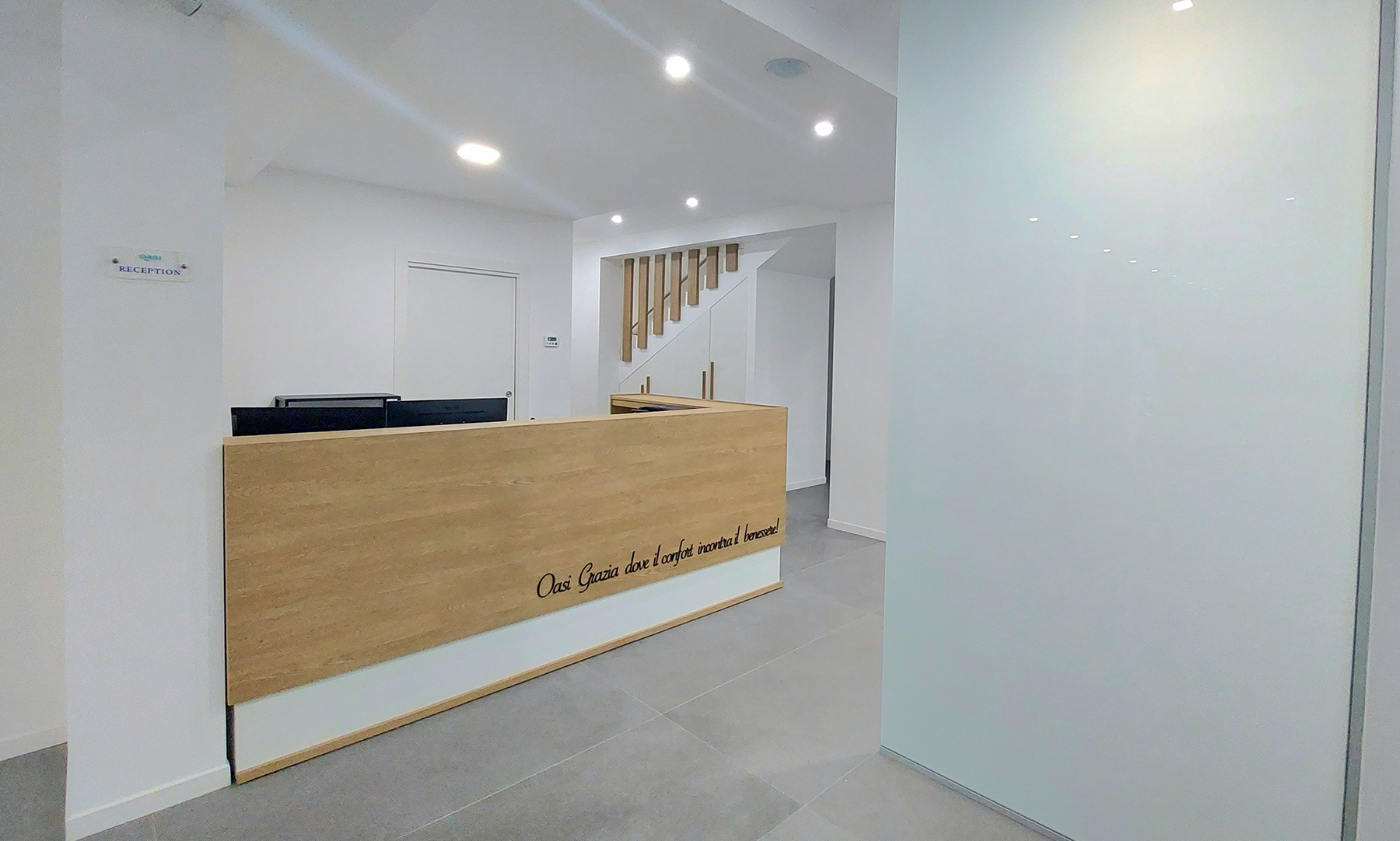 La struttura privata “Oasi Grazia” (Residenza Assistenziale Alberghiera R.A.A.) fornisce servizi assistenziali e ricreativi, alberghieri e residenziali, a Gela, Sicilia