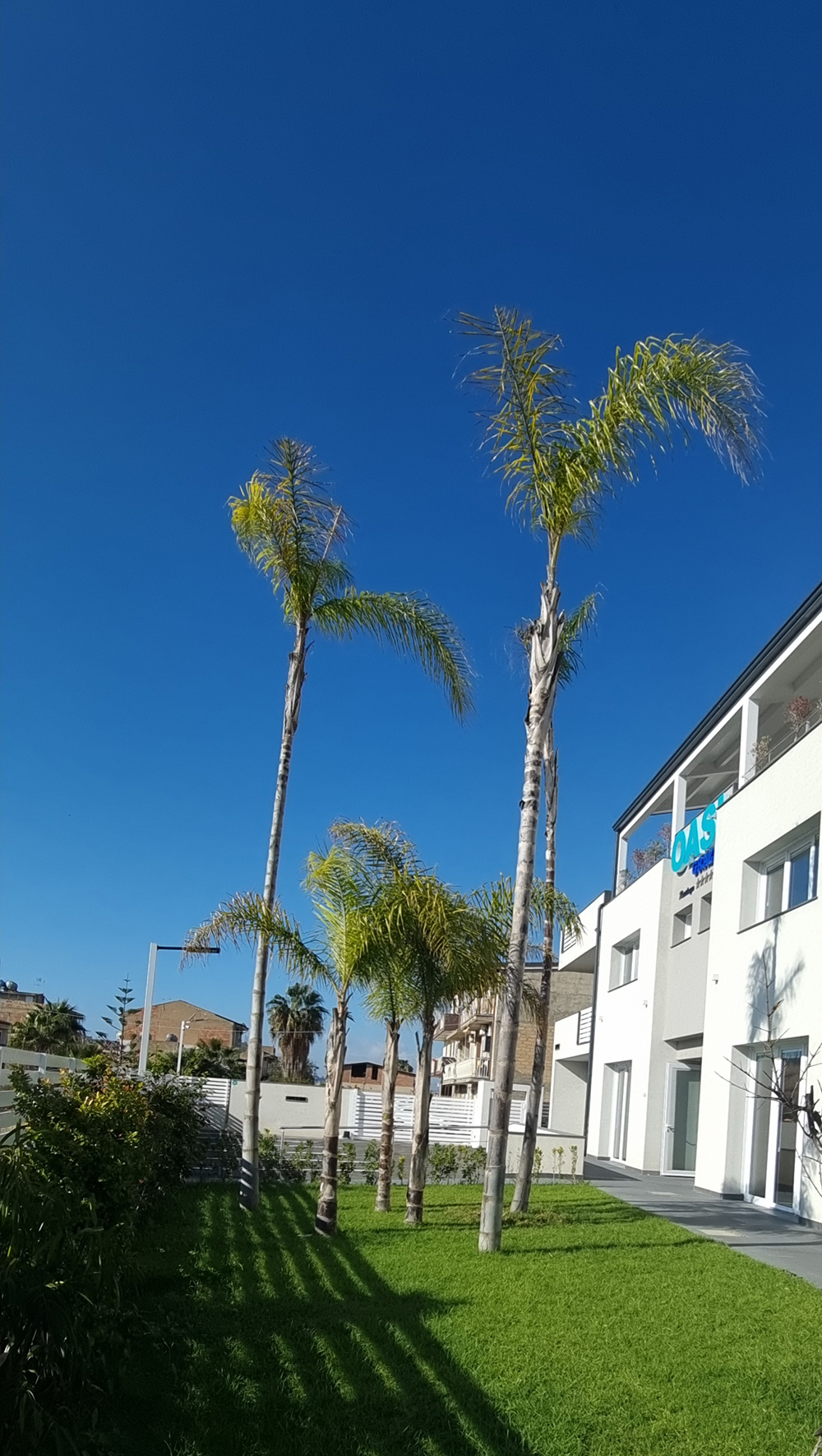 La struttura privata “Oasi Grazia” (Residenza Assistenziale Alberghiera R.A.A.) fornisce servizi assistenziali e ricreativi, alberghieri e residenziali, a Gela, Sicilia